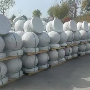 阳泉 白麻花岗岩石材圆球，石球，挡车球，隔离球，景观石球，风水球等