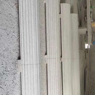 阳泉 花岗岩厂家带你看白麻花岗岩门楼大柱柱皮