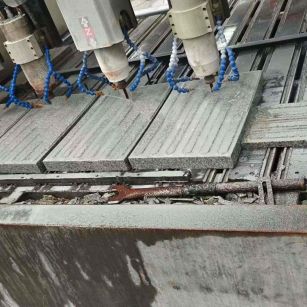 阳泉 芝麻白花岗岩荔枝面盲道雕刻