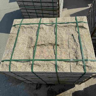 阳泉 黄金麻花岗岩石材自然面蘑菇石成品