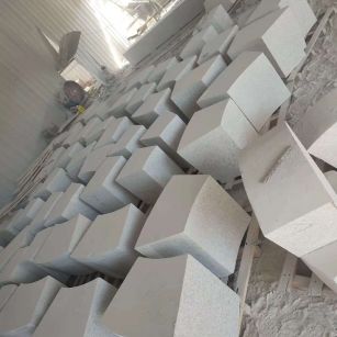 阳泉 白麻花岗岩异形坐凳