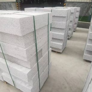 阳泉 白麻花岗岩路沿石，立缘石，平缘石，路牙石，道牙石，马路牙子等