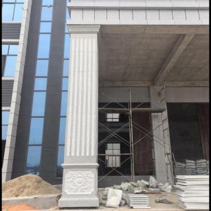 阳泉 芝麻白光面花岗岩门楼大柱（罗马柱）配雕花底座