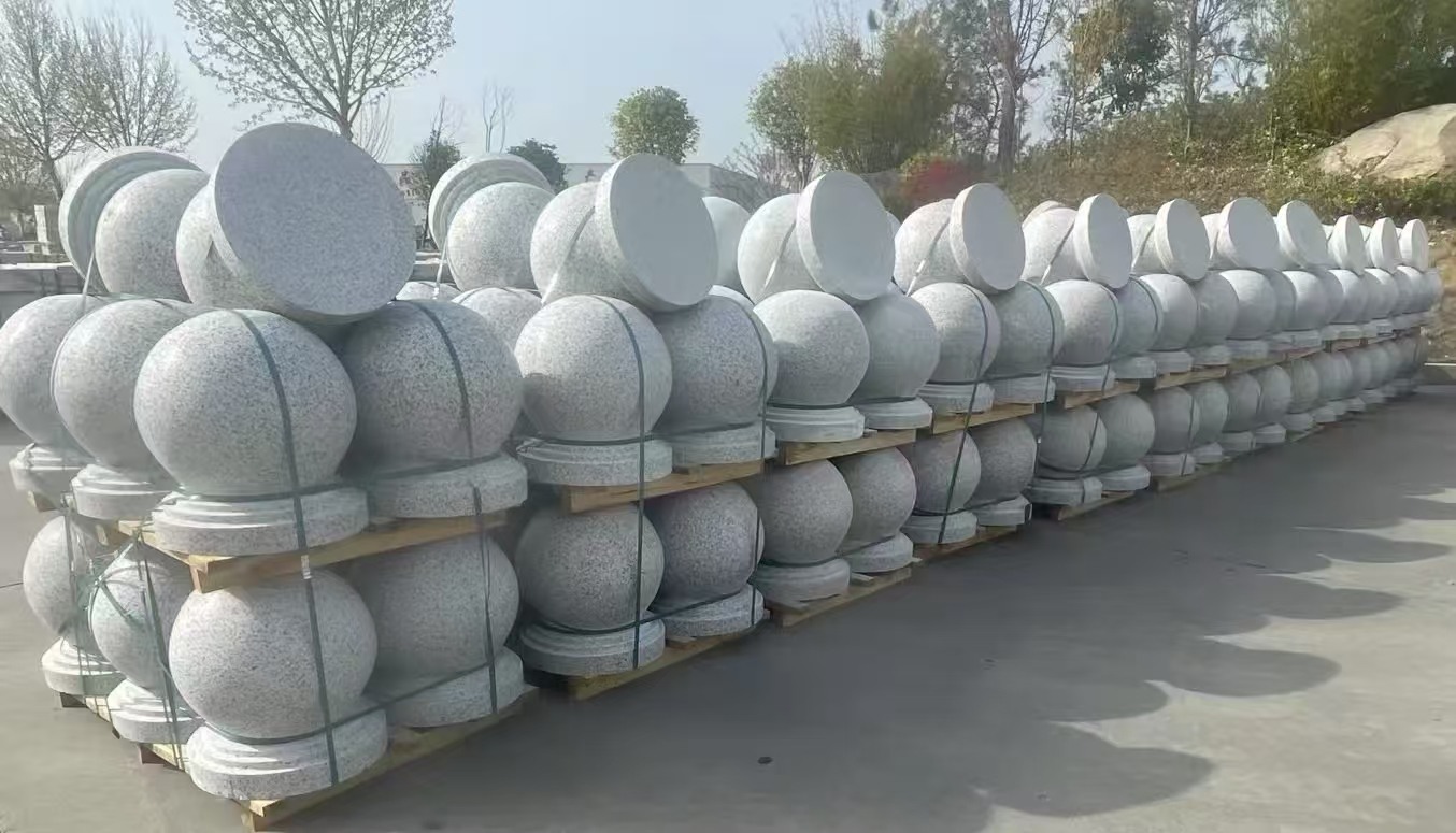 阳泉 白麻花岗岩石材圆球，石球，挡车球，隔离球，景观石球，风水球等