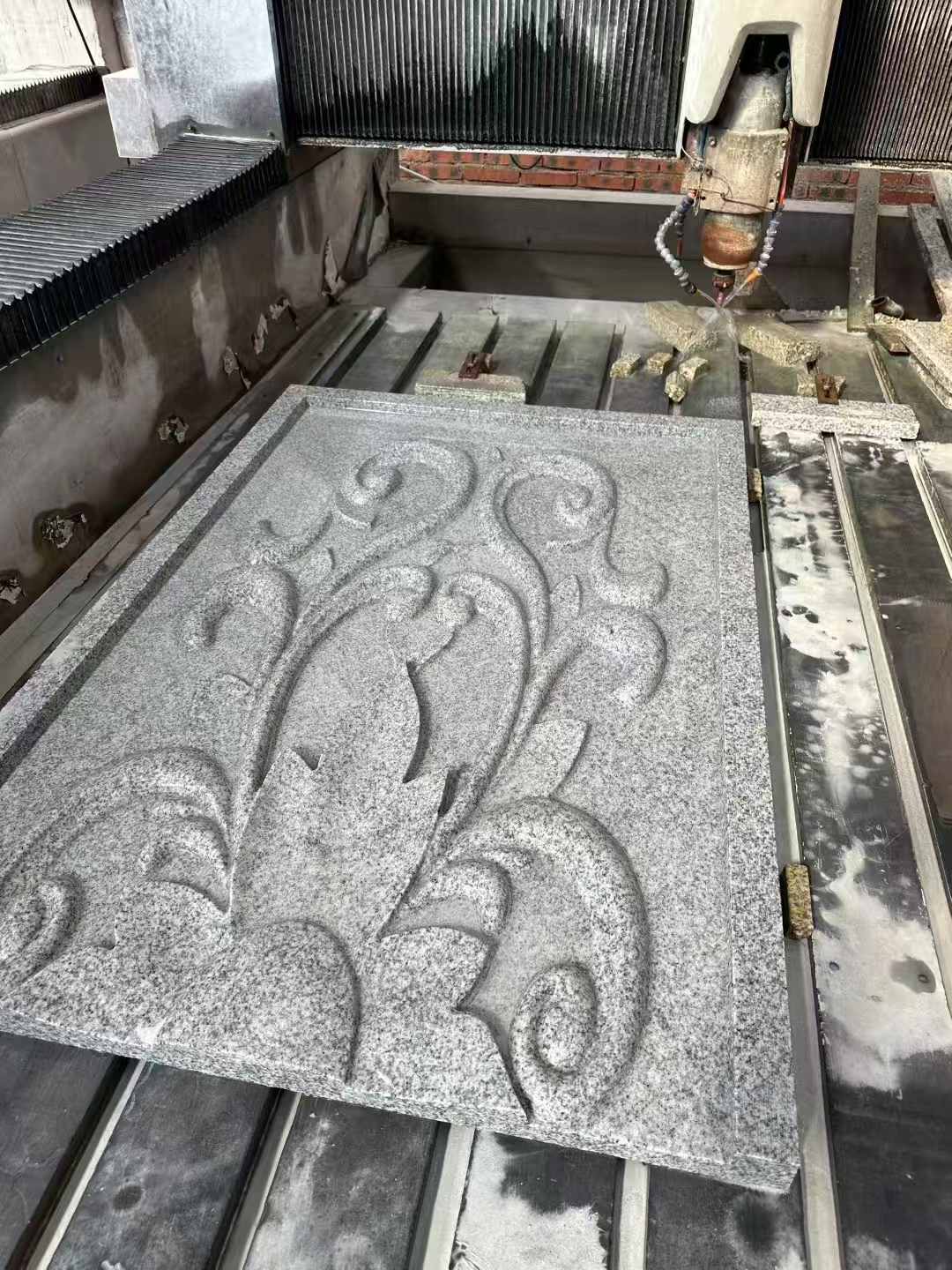 阳泉 白麻别墅干挂雕花板