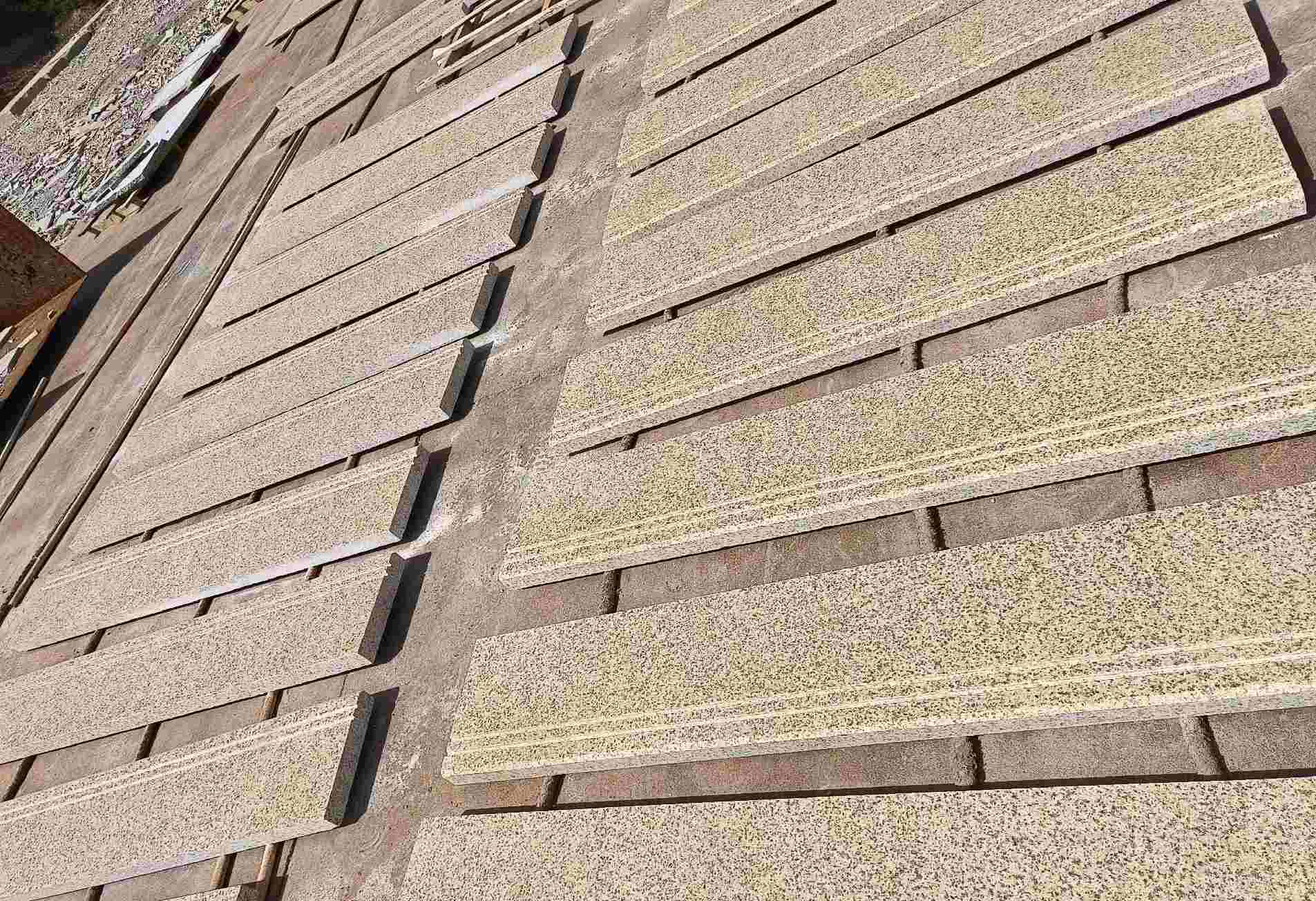 阳泉 黄金麻花岗岩光面楼梯踏步