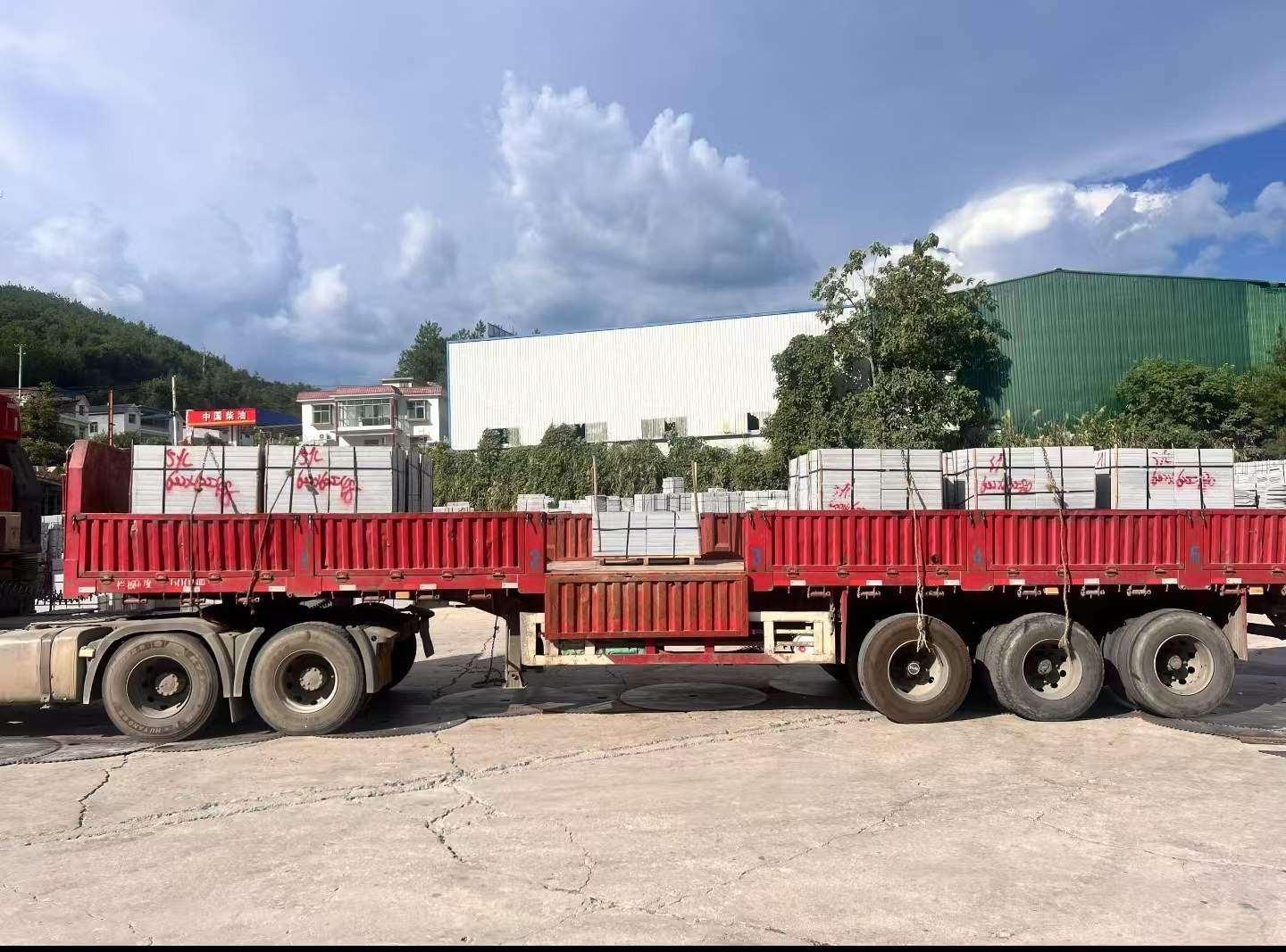 阳泉 芝麻灰花岗岩地铺石出货日常