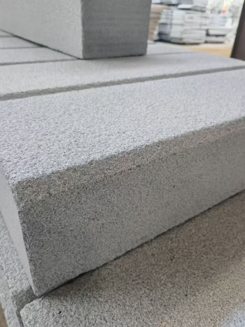 阳泉 芝麻灰荔枝面路沿石