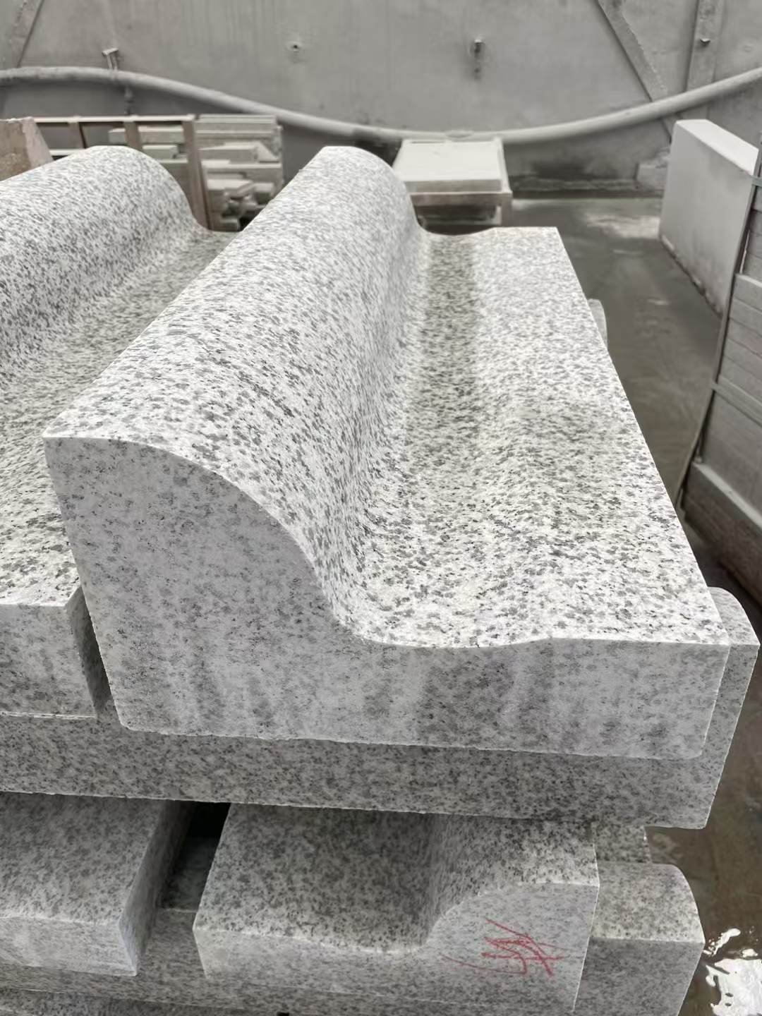 阳泉 白麻花岗岩S型路沿石，路侧石，马路牙子等