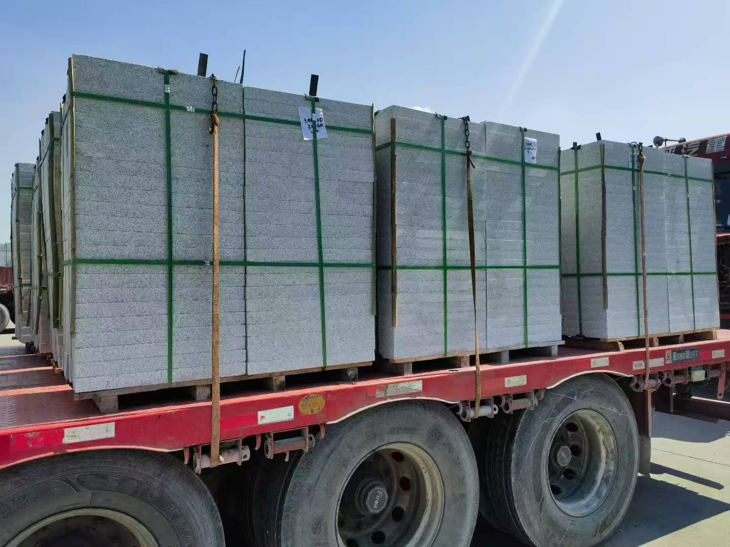 阳泉芝麻白花岗岩出货日常地铺石