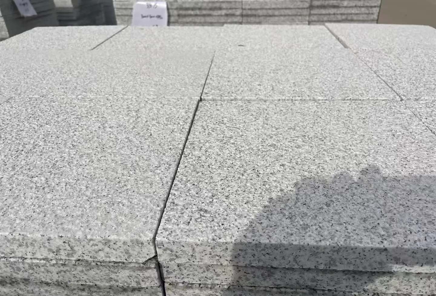 阳泉 白麻花岗岩石材推荐 荔枝面地铺石