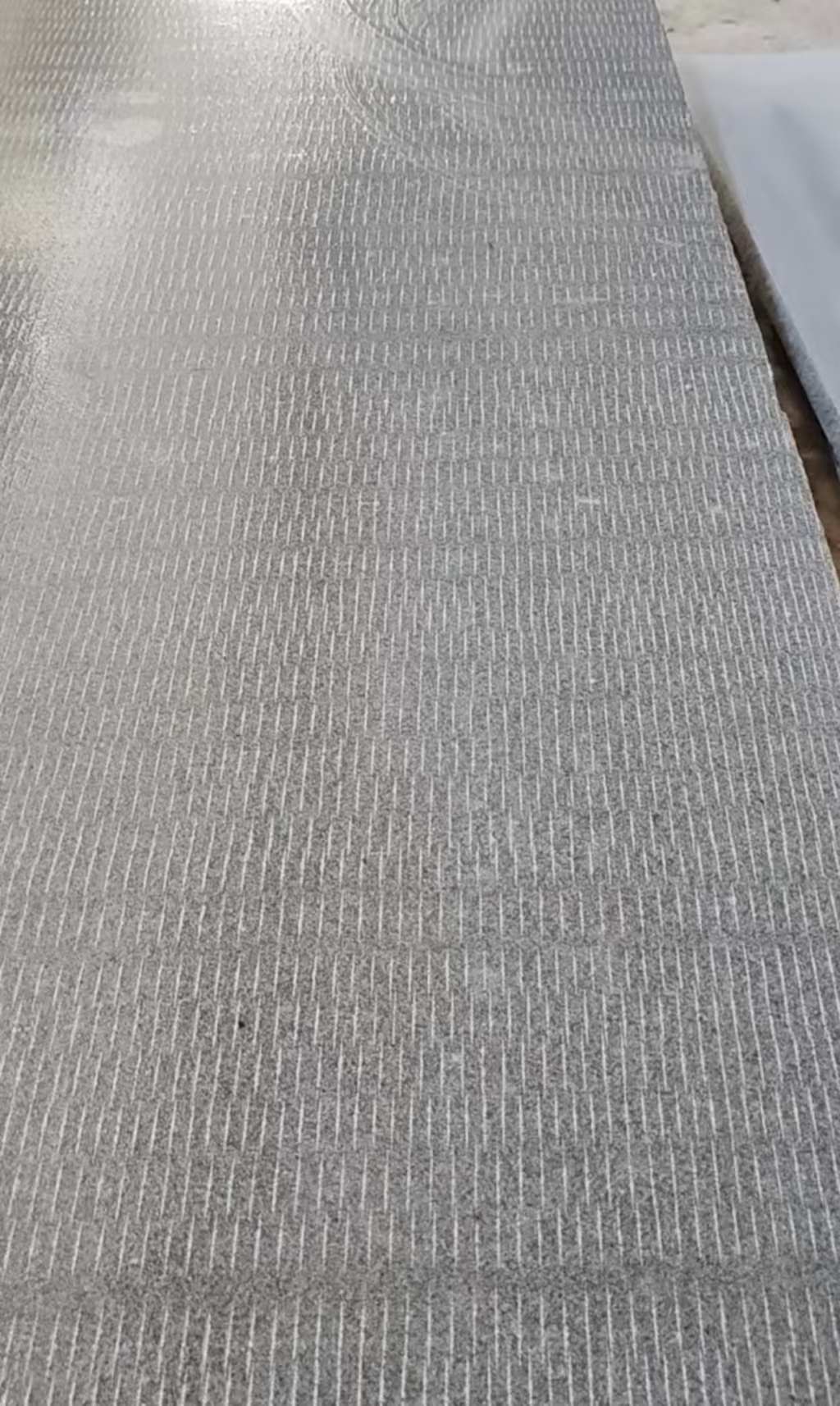 阳泉 芝麻灰花岗岩斧剁面，刀斩面