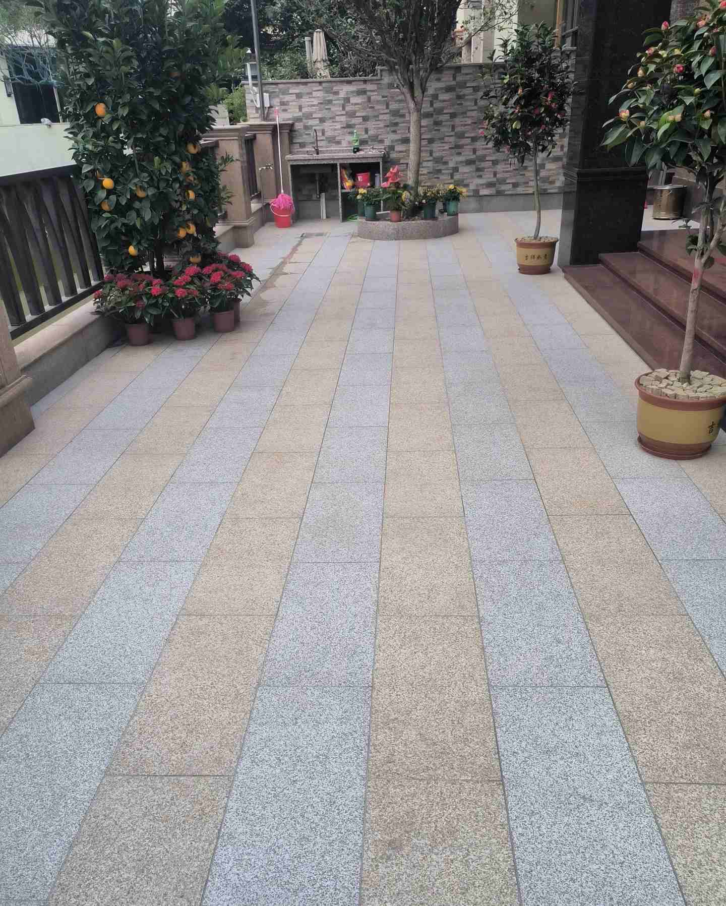 阳泉 黄金麻白麻荔枝面庭院铺装展示